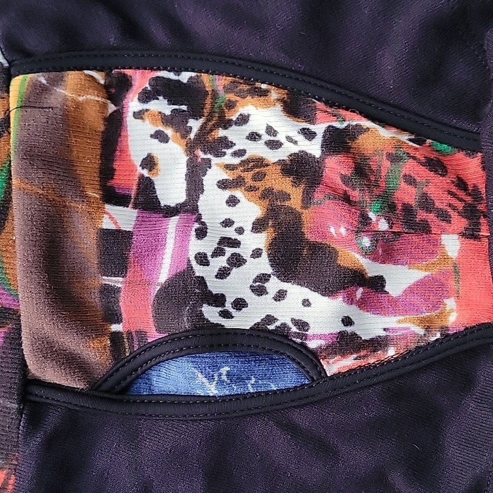 BRIEFS - Picture 2 of 10